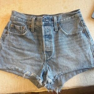 Levi’s shorts